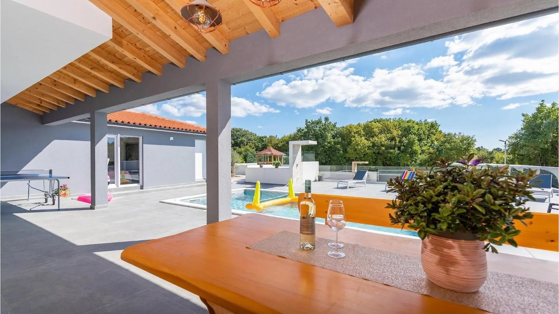 Villa Casa Mara Pula 0*,  Croatia